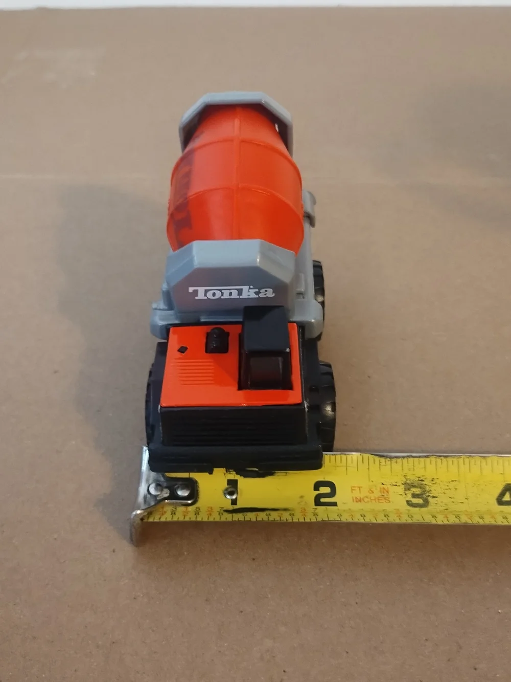 Vintage 2007 Maisto Tonka Cement Mixer Diecast/Plastic Truck red and black gray